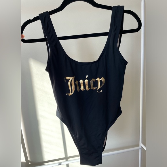 Juicy couture swimsuit - Picture 2 of 7